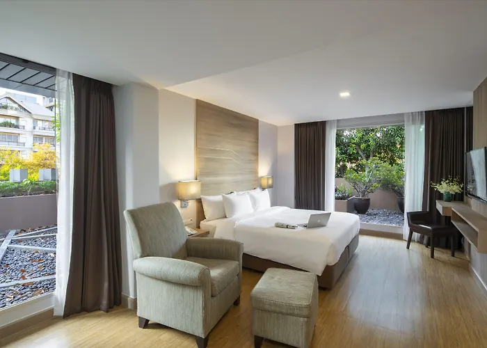 호텔 Adelphi Grande Sukhumvit 4*