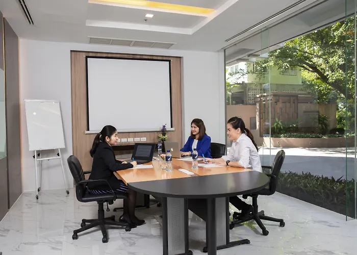 Hotel Adelphi Grande Sukhumvit Bangkok