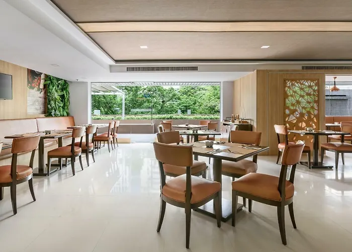 Adelphi Grande Sukhumvit