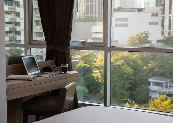 Adelphi Grande Sukhumvit Hotel 4*